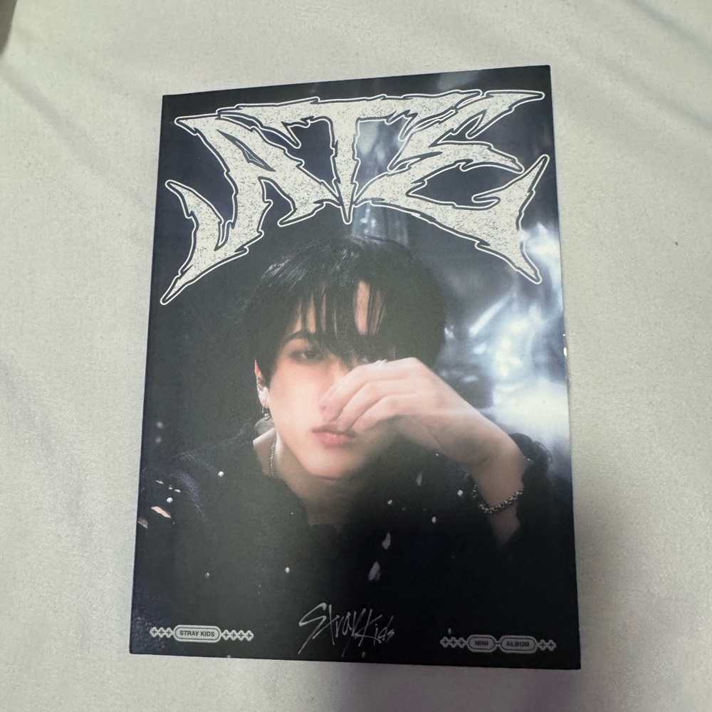 STRAY KIDS DIGITS ATE ALBUM